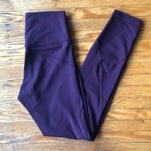 Lululemon In Movement Legging 25”